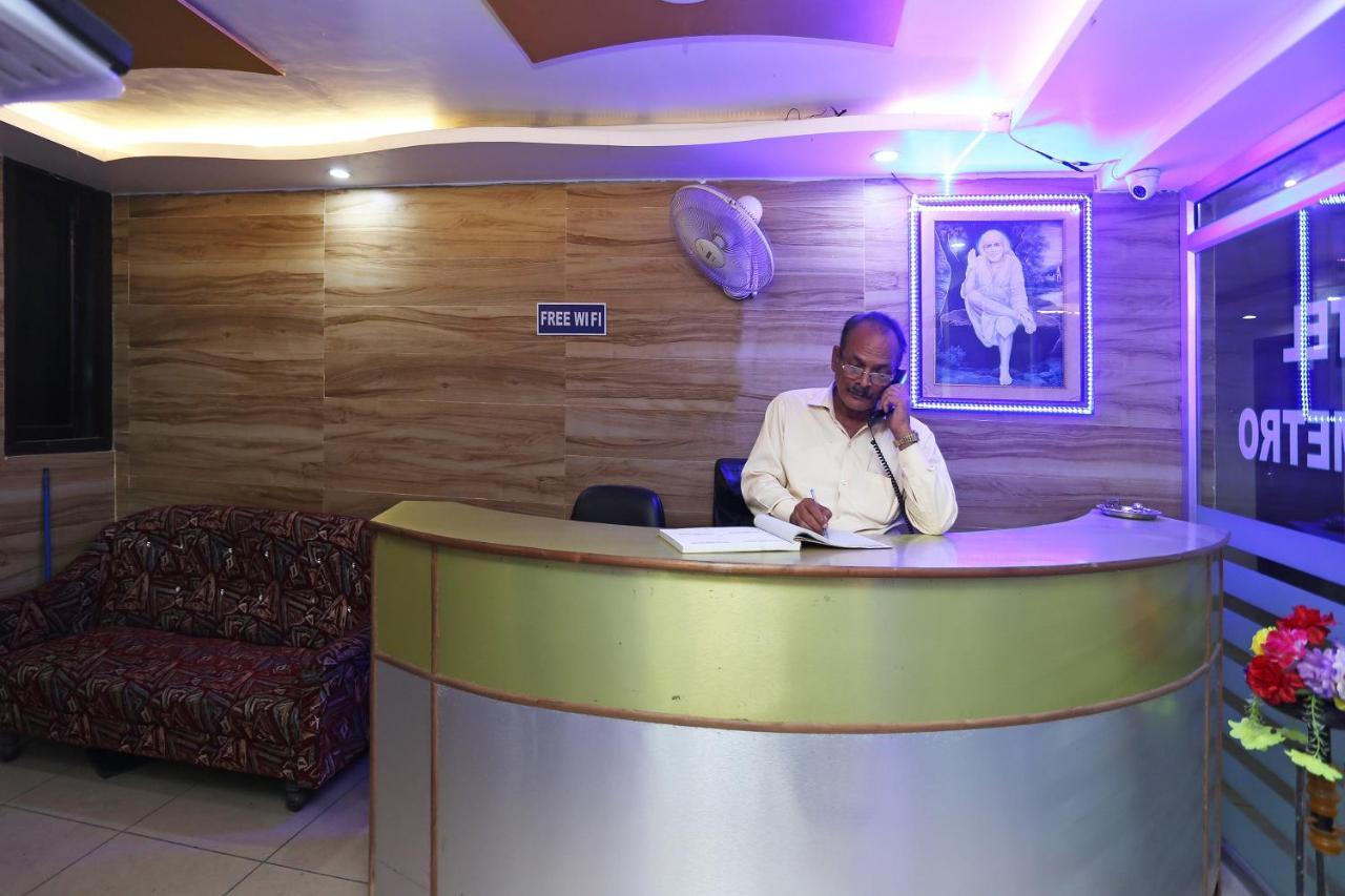 Oyo New Metro Near Phoenix United